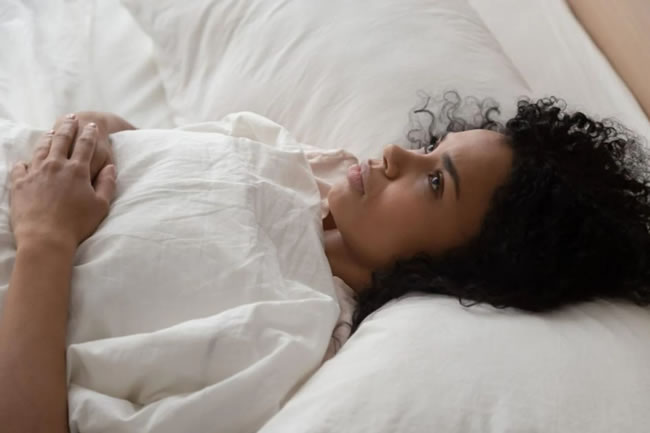 Como melhorar a qualidade do sono pode ajudar a se livrar da exausto