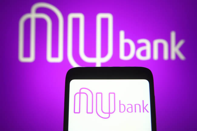 Nubank cria licença parental de 4 meses para funcionários